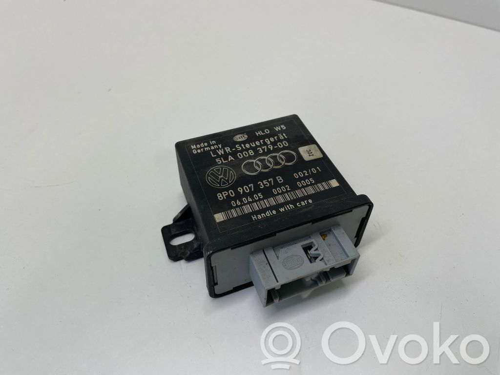 Audi A4 S4 B7 8E 8H Light module LCM 