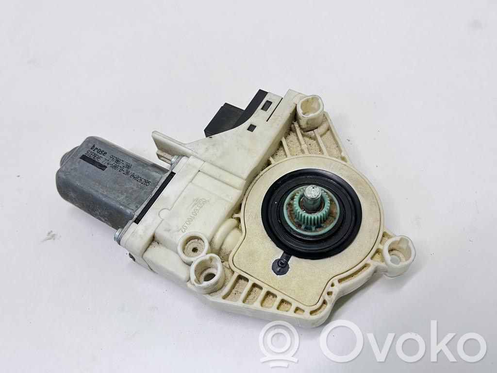 Audi A4 S4 B7 8E 8H Rear door window regulator motor 