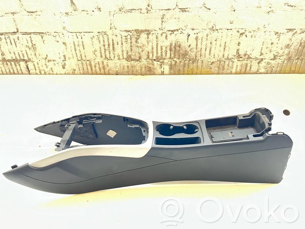 Audi A4 S4 B8 8K Center console 