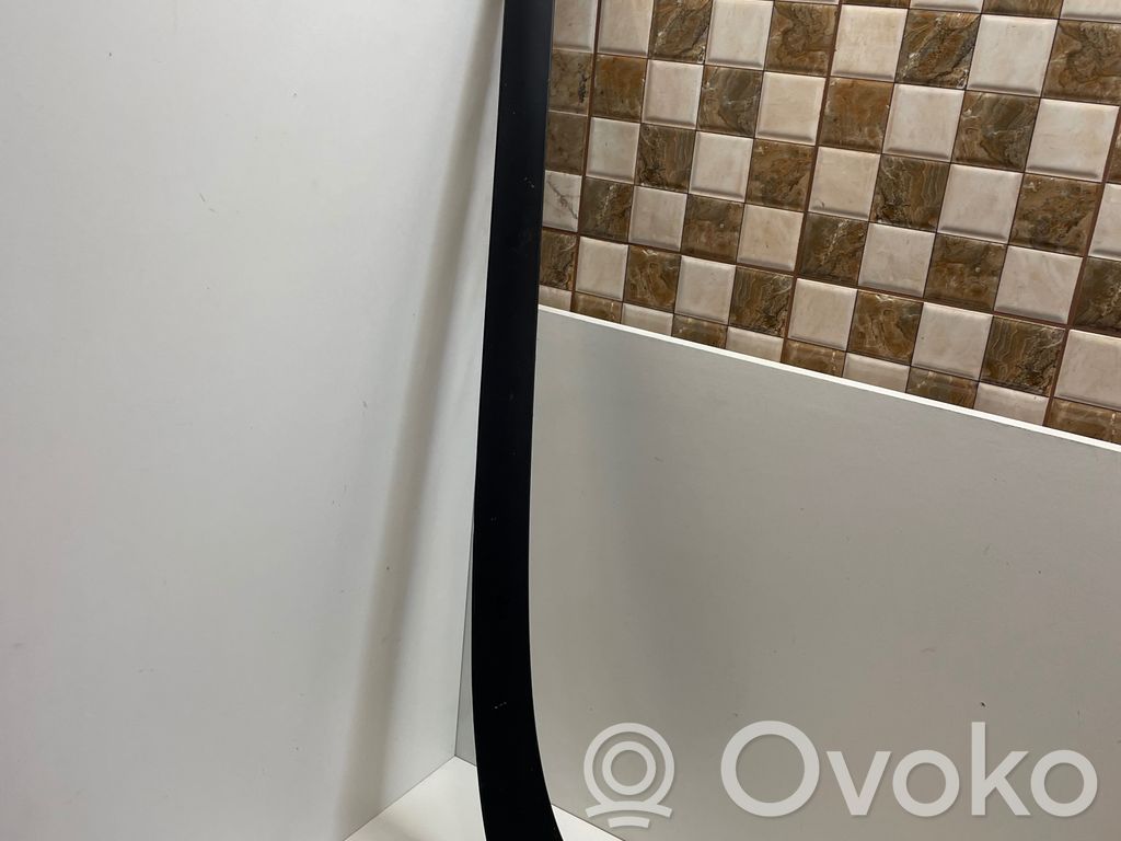 Seat Altea XL Windshield trim 