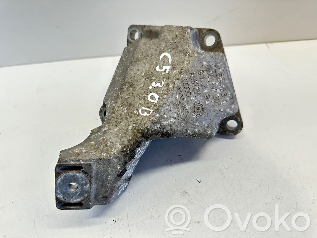 Audi A6 S6 C5 4B Engine mounting bracket 