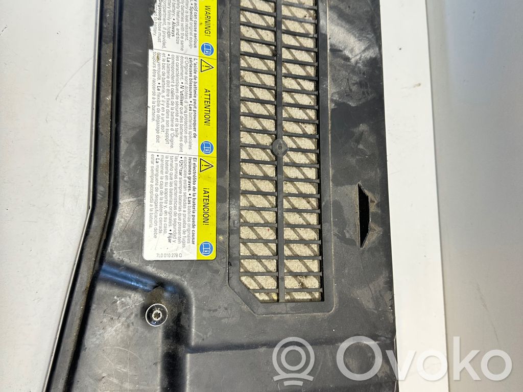 Pokrywa skrzynki akumulatora   7L0864643B,547570