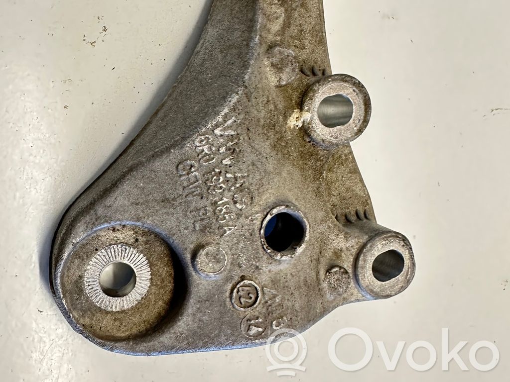 Volkswagen Polo V 6R Engine mounting bracket 