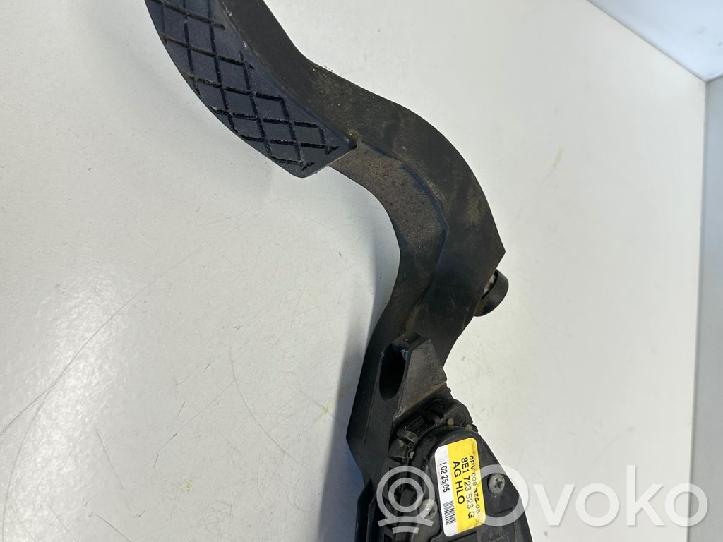 Audi A4 S4 B7 8E 8H Pedał gazu / przyspieszenia 