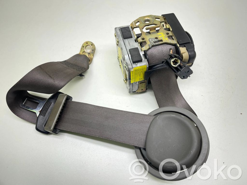 Audi A6 S6 C5 4B Cinturón trasero 