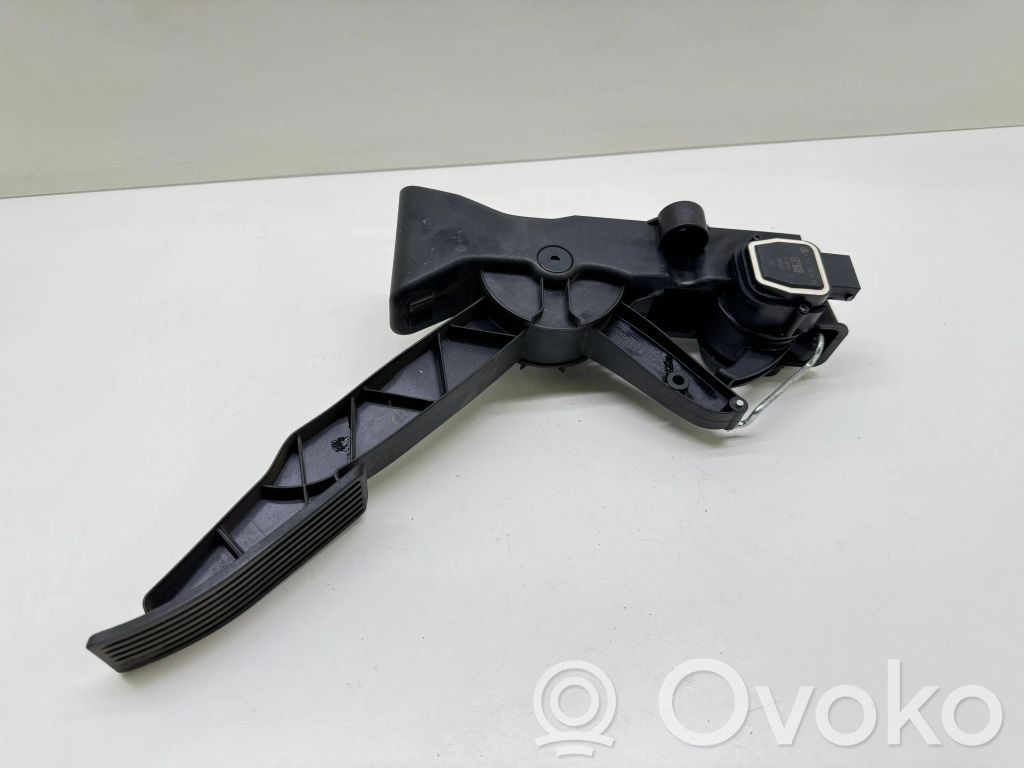 Mercedes-Benz A W169 Accelerator throttle pedal 
