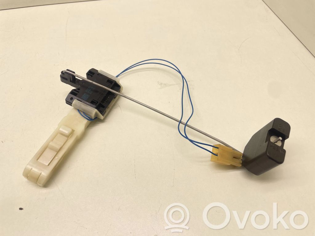 Audi Q7 4L Sensor de nivel de combustible 
