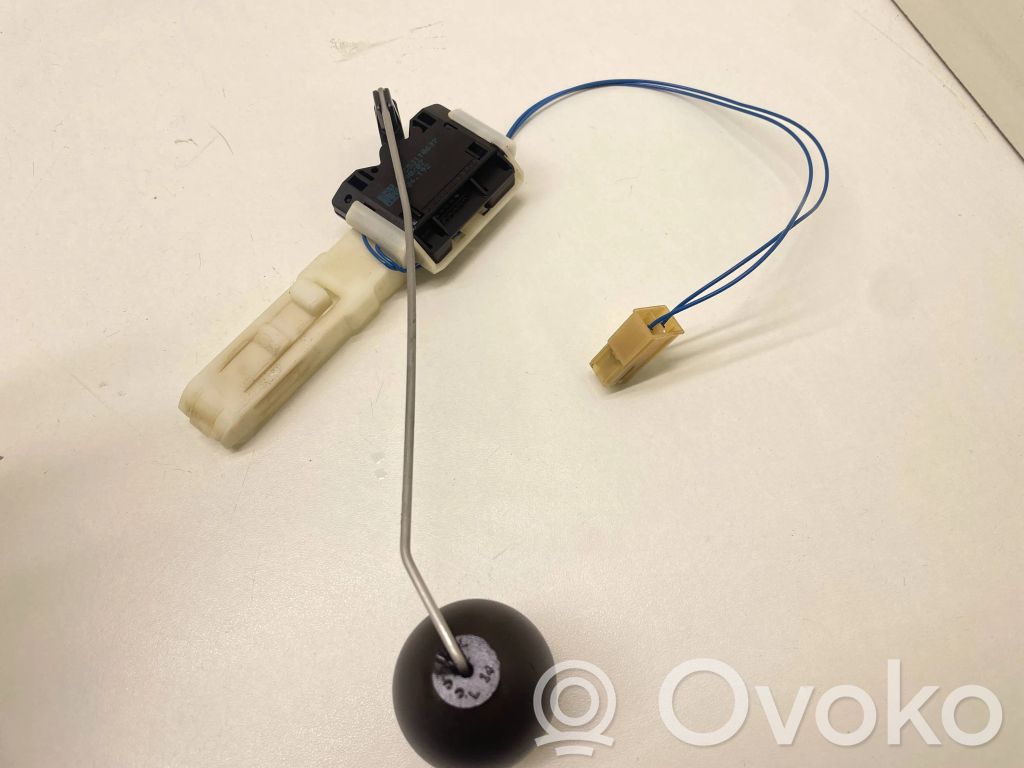 Audi Q7 4L Sensor de nivel de combustible 
