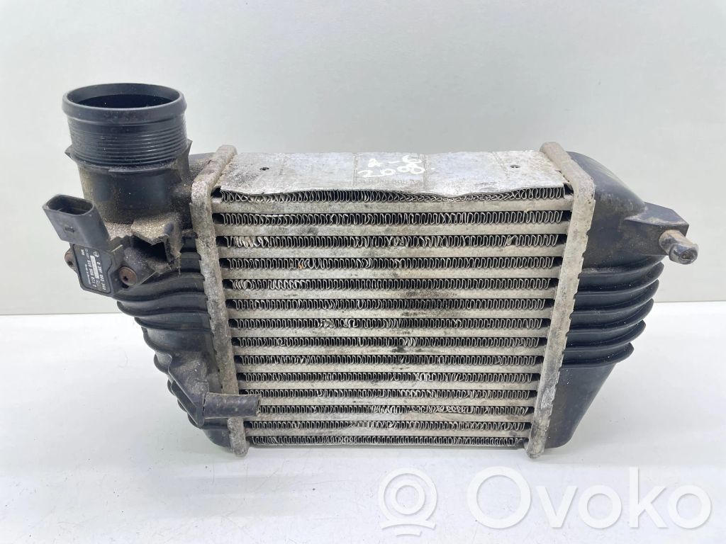 Audi A6 S6 C6 4F Interkūlerio radiatorius 