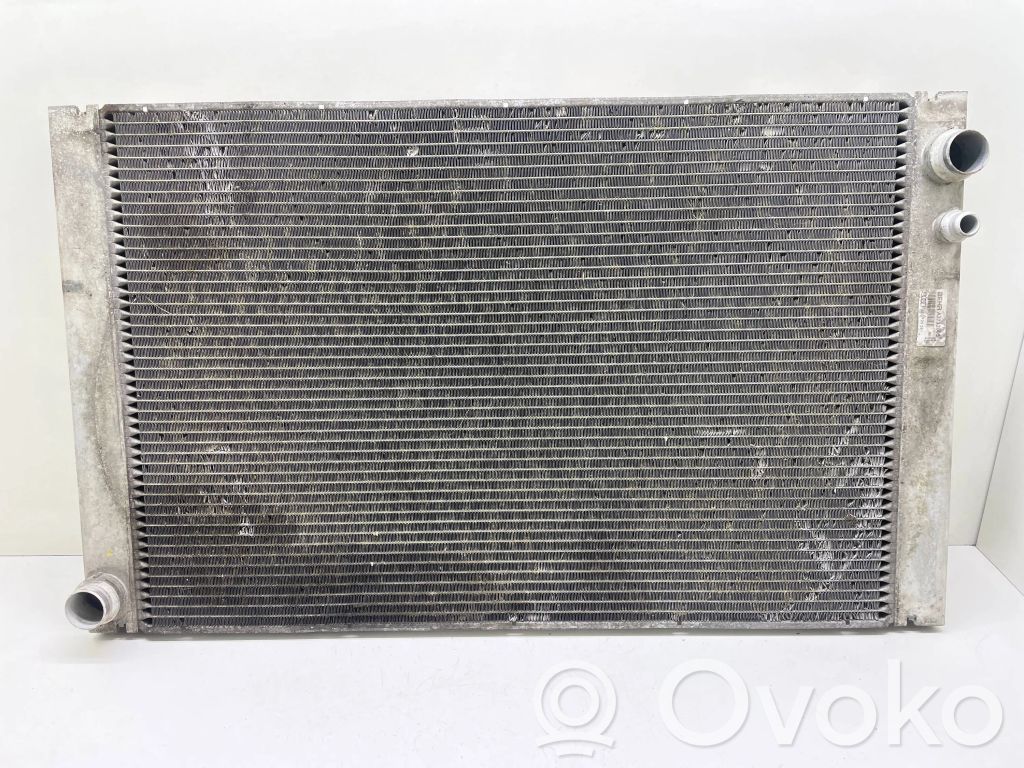 Audi A8 S8 D3 4E Aušinimo skysčio radiatorius 