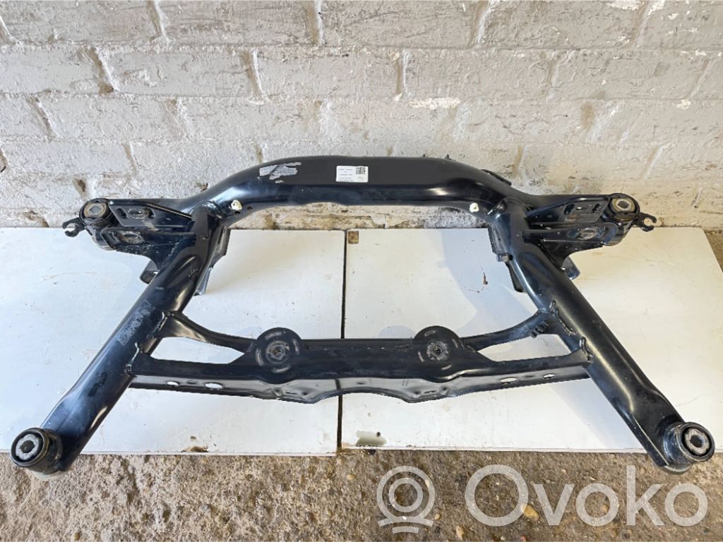 Skoda Kodiaq Galinis traversas 