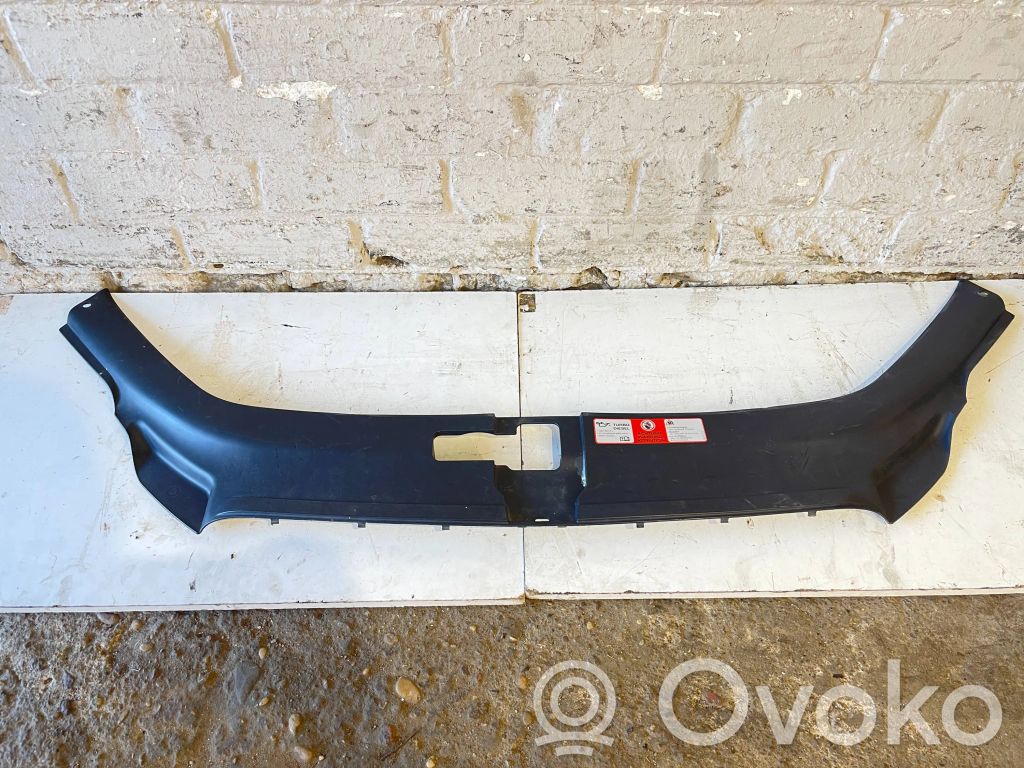 Audi A6 S6 C5 4B Radiatoru dekoratīvā apdare 