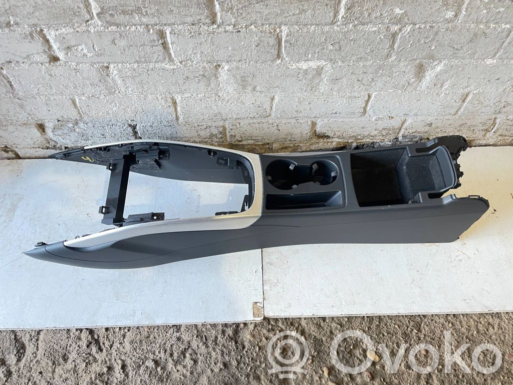 Audi A4 S4 B8 8K Center console 