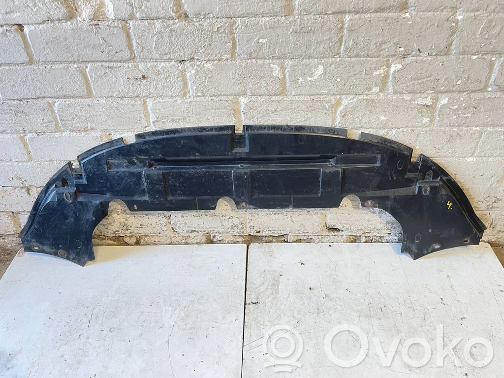 Ford Focus C-MAX Bampera apakšas aizsargs 