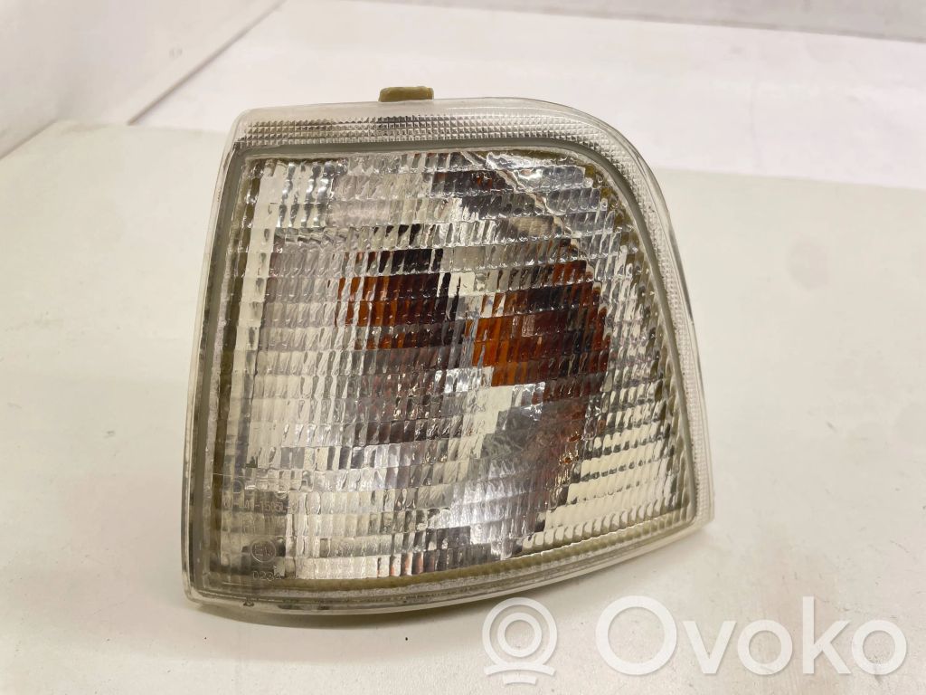 Audi 80 90 B3 Front indicator light 