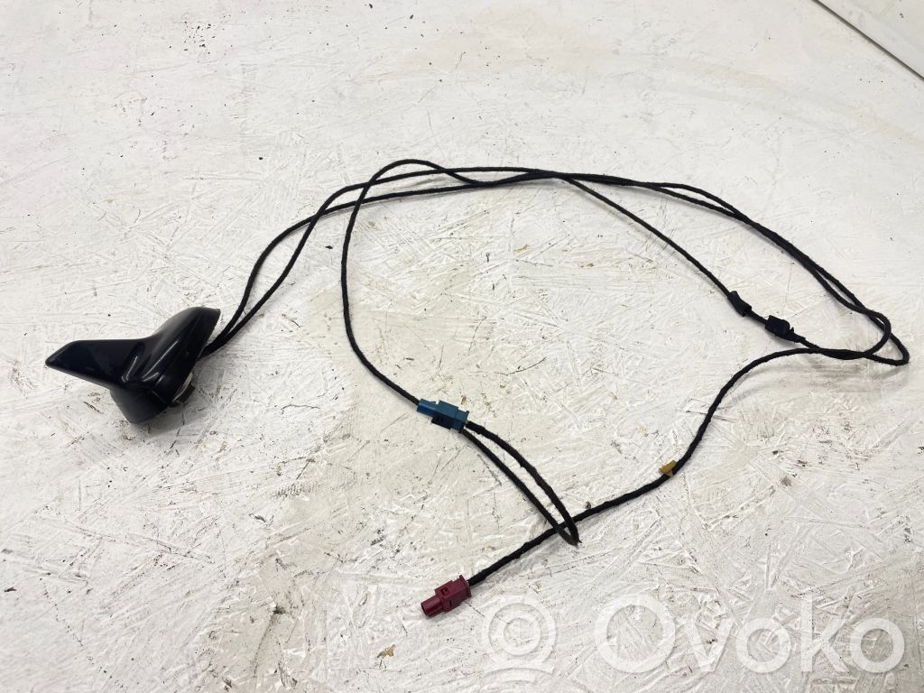 Audi A6 S6 C6 4F GPS-pystyantenni 