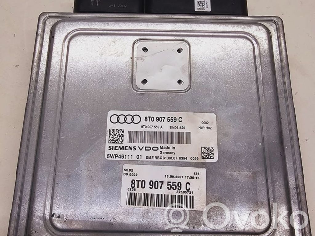 Audi A5 8T 8F Engine control unit/module 