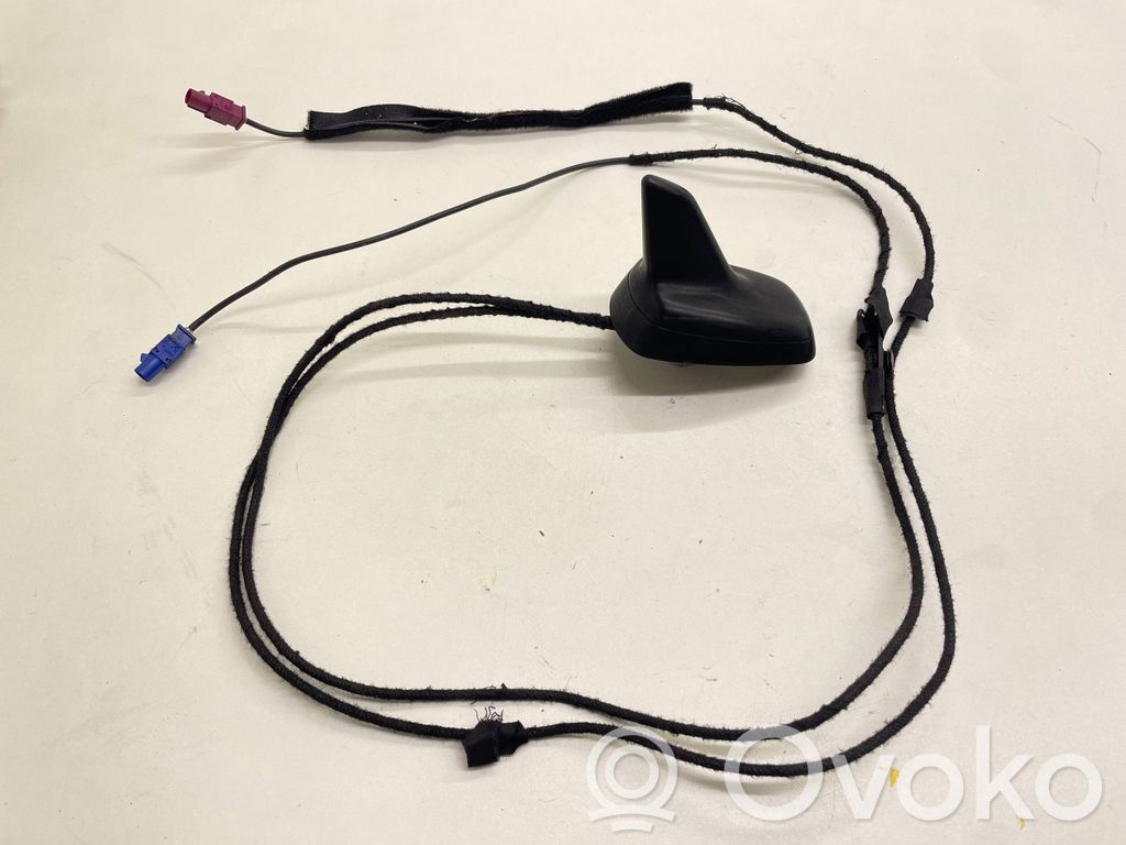 Audi A5 8T 8F GPS-pystyantenni 