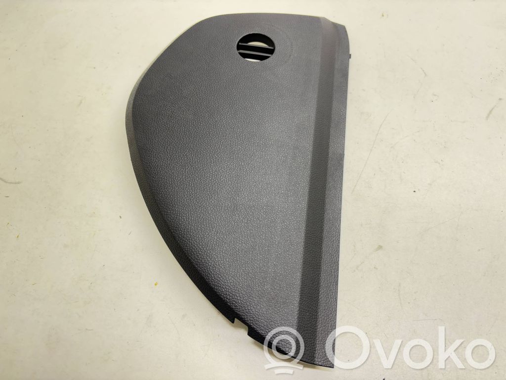 Skoda Octavia Mk2 (1Z) Dashboard side end trim 