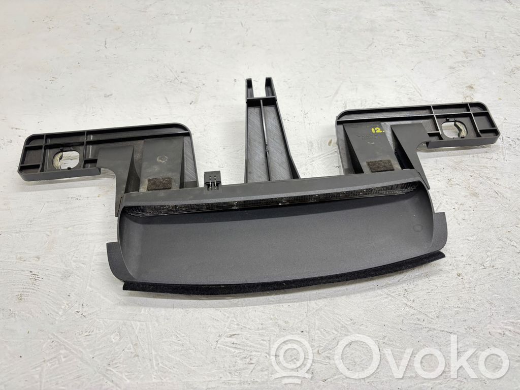 Volvo S80 Third/center stoplight 