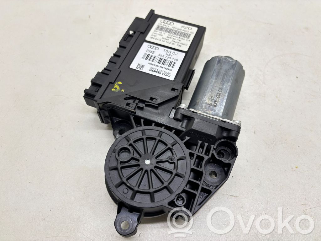 Audi A8 S8 D3 4E Rear door window regulator motor 