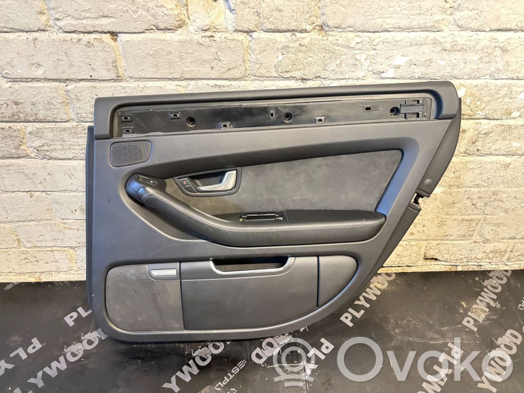 Audi A8 S8 D3 4E Apšuvums aizmugurējām durvīm 