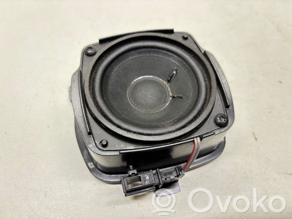 Audi A8 S8 D3 4E Etuoven kaiutin 
