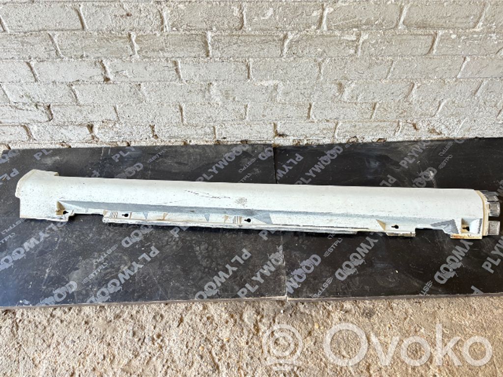 Volvo V50 Sill 