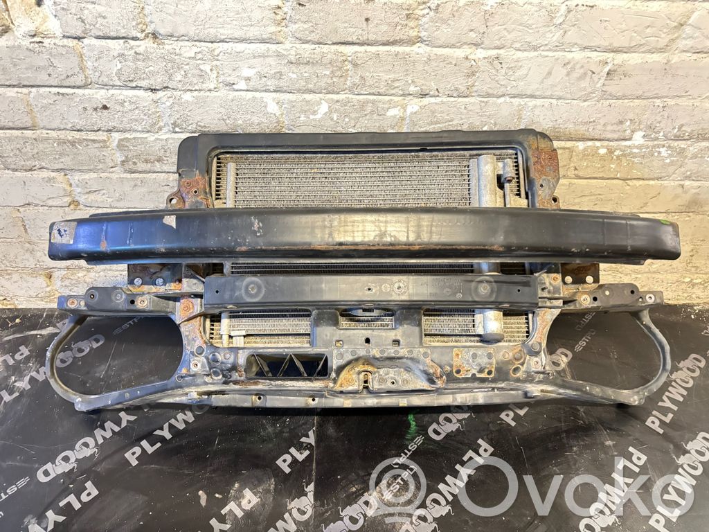 Volkswagen Polo Radiatoru panelis 