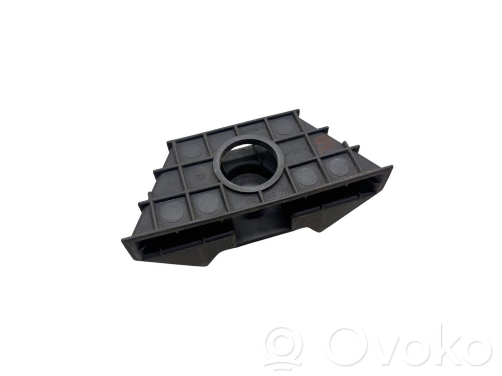 Audi Cabriolet B3 8G Base (soporte) 