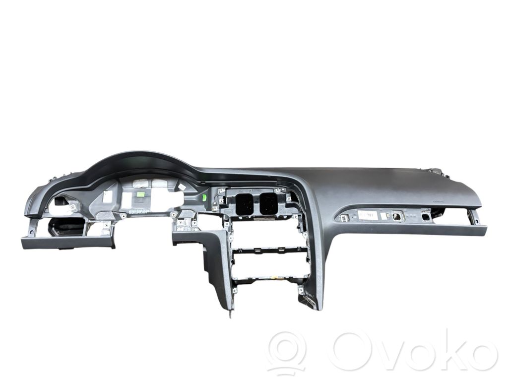 Audi A6 S6 C6 4F Panelis 