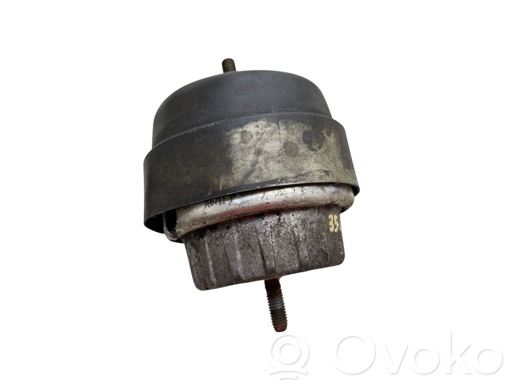 Audi A6 S6 C6 4F Engine mount bracket 