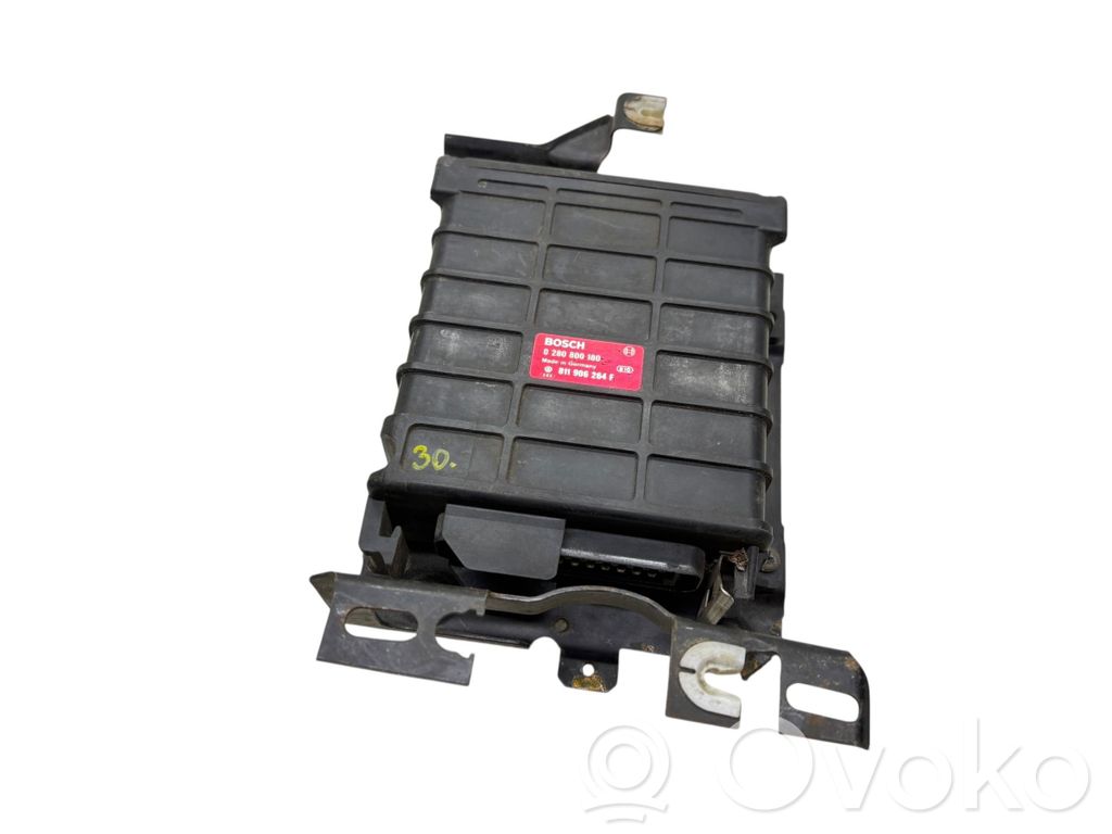 Volkswagen Golf III Engine control unit/module 