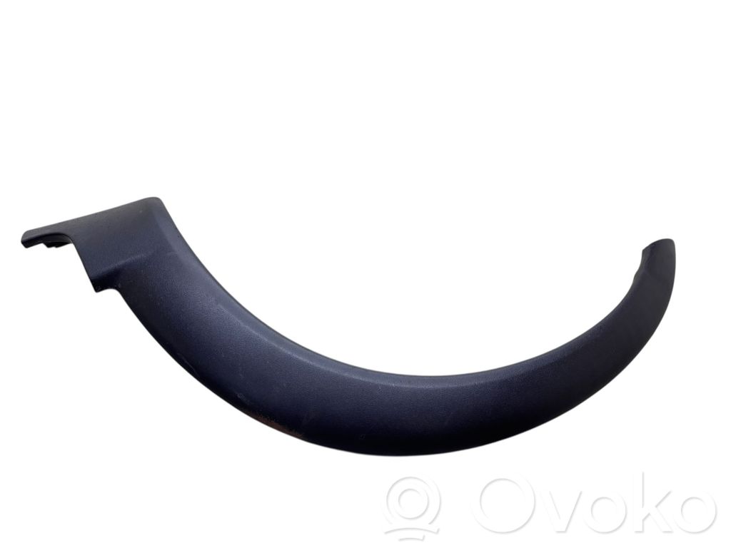 Volvo XC70 Front arch trim 