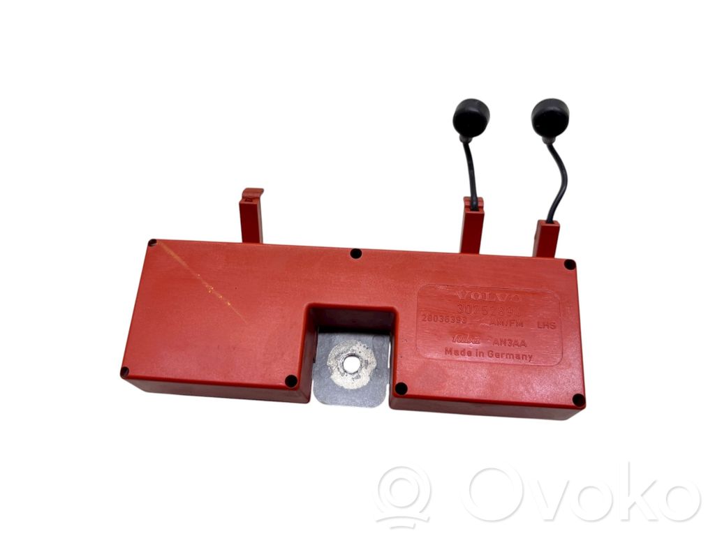 Volvo V70 Antenos stiprintuvas 