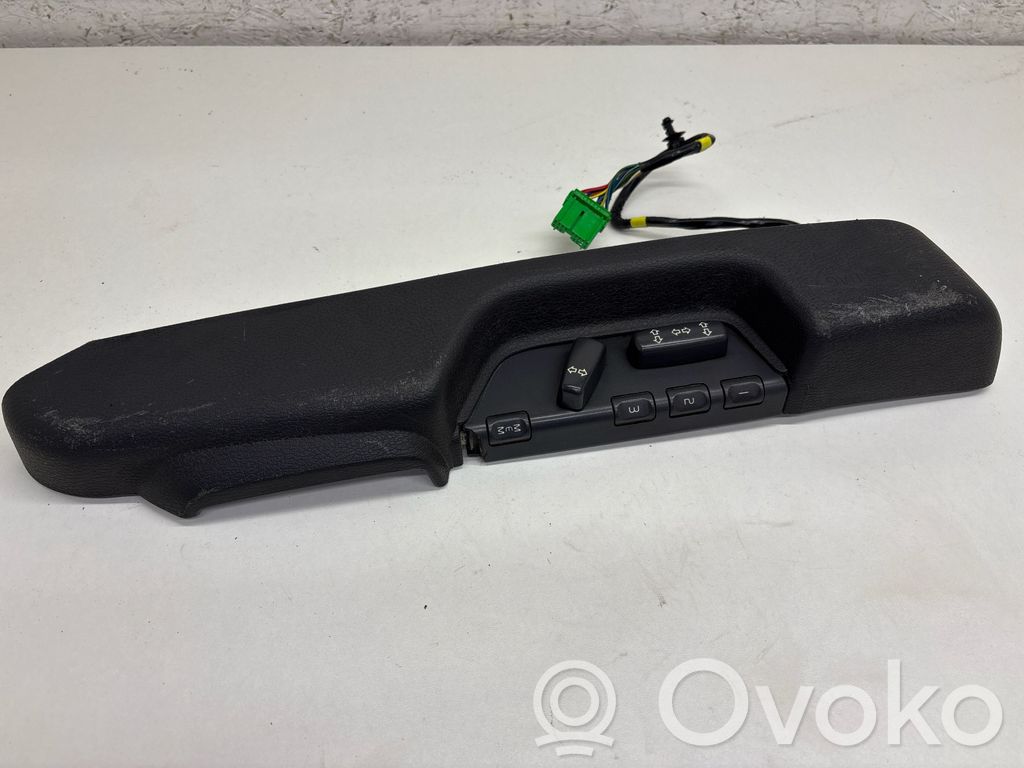 Seat control switch   9174419