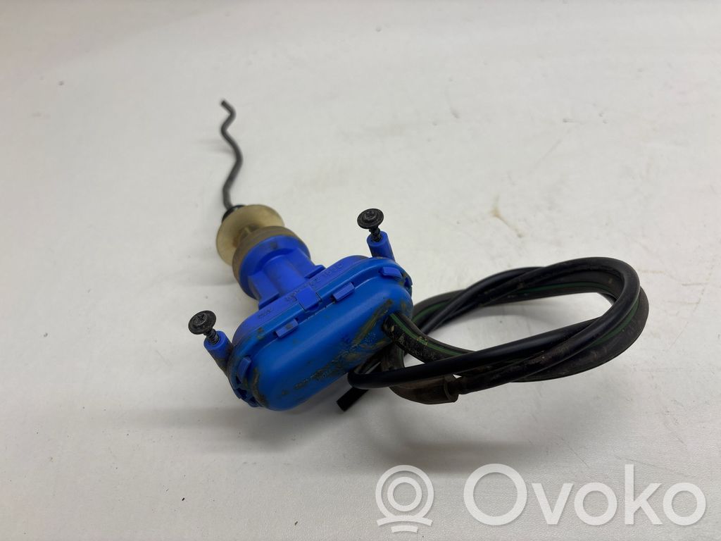 Central locking vacuum pump   893862153D