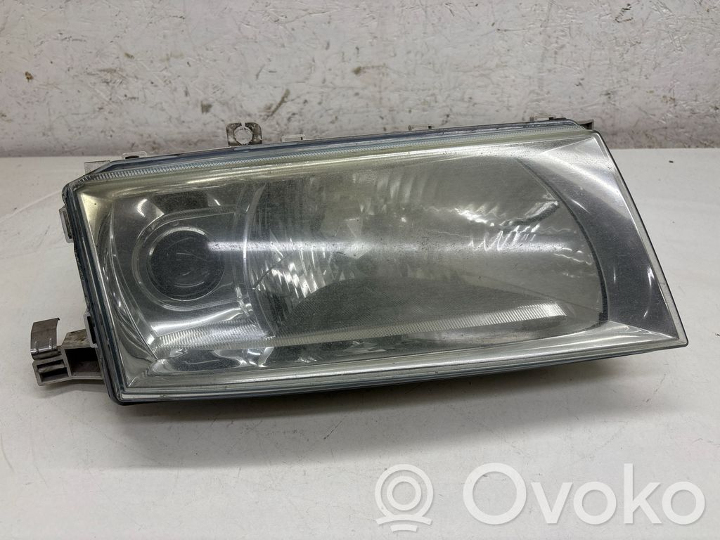 Skoda Octavia Mk1 (1U) Scheinwerfer 