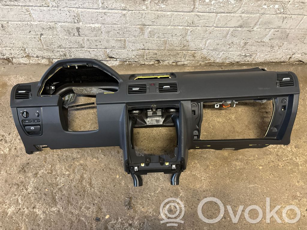 Volvo XC90 Панель 