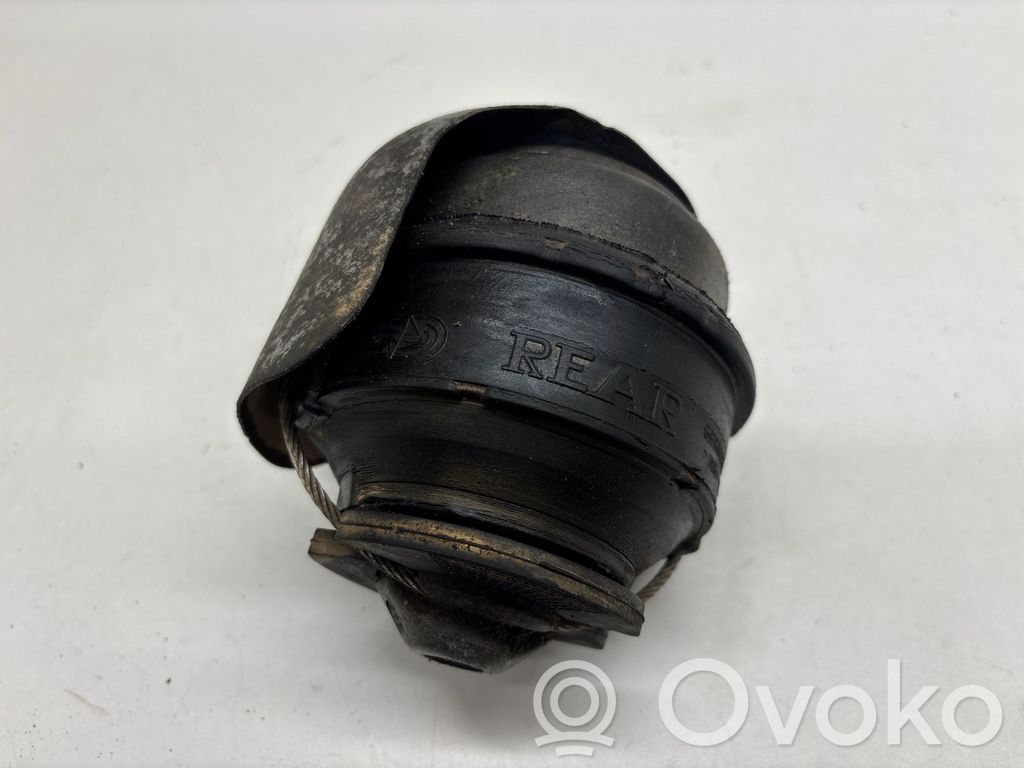 Engine mount bracket   30741397