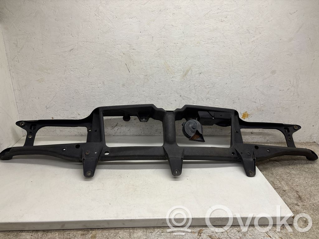 Volvo S70  V70  V70 XC Radiatorių panelė 