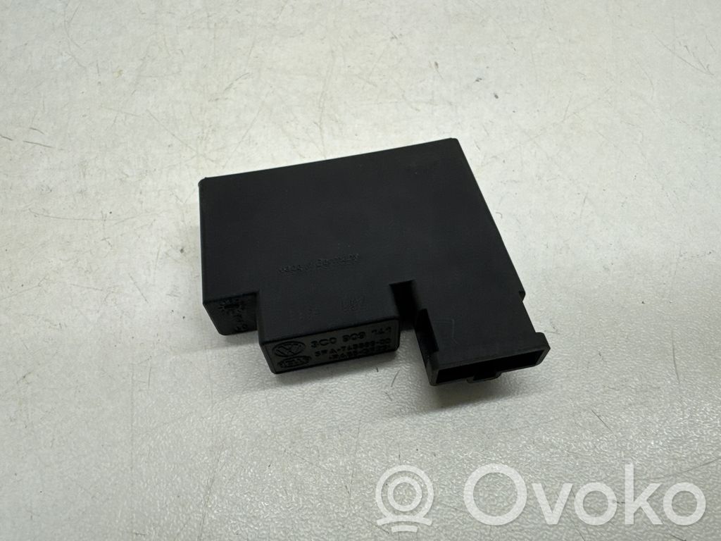 Volkswagen PASSAT B7 Sensor 