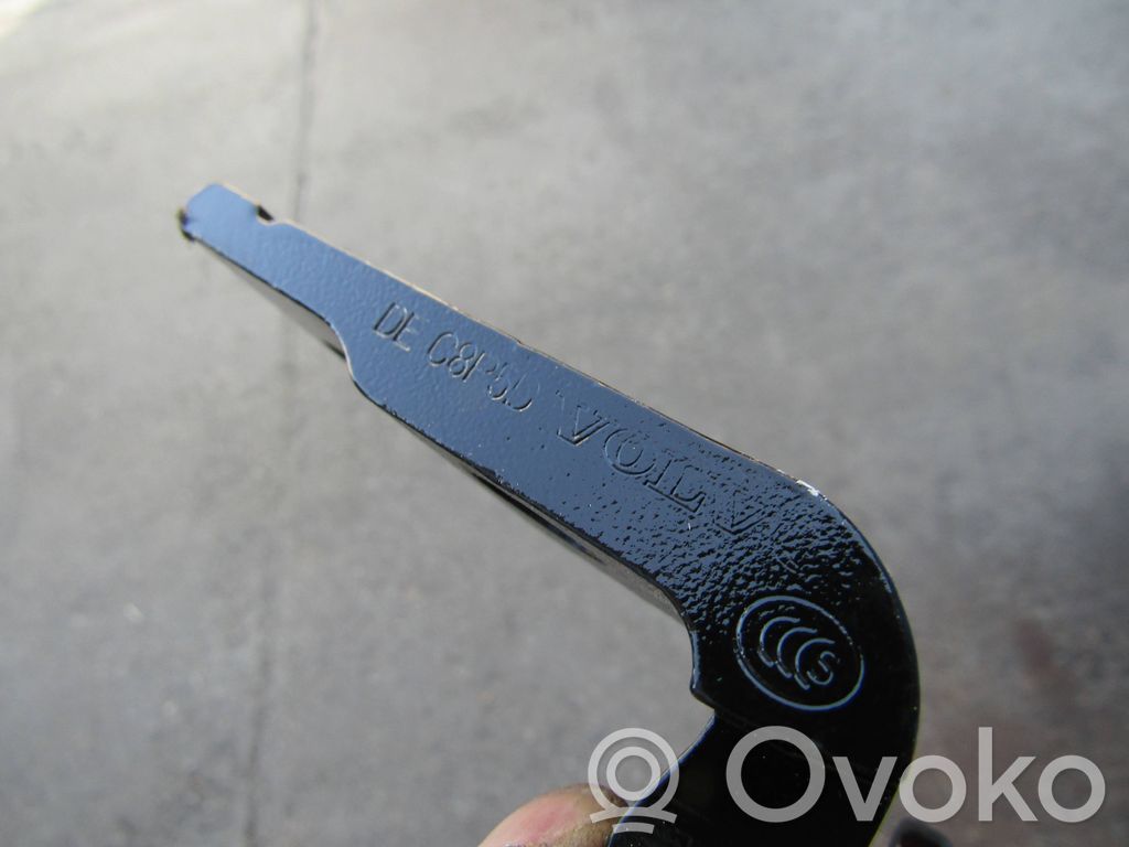 Volvo V60 Front door upper hinge 