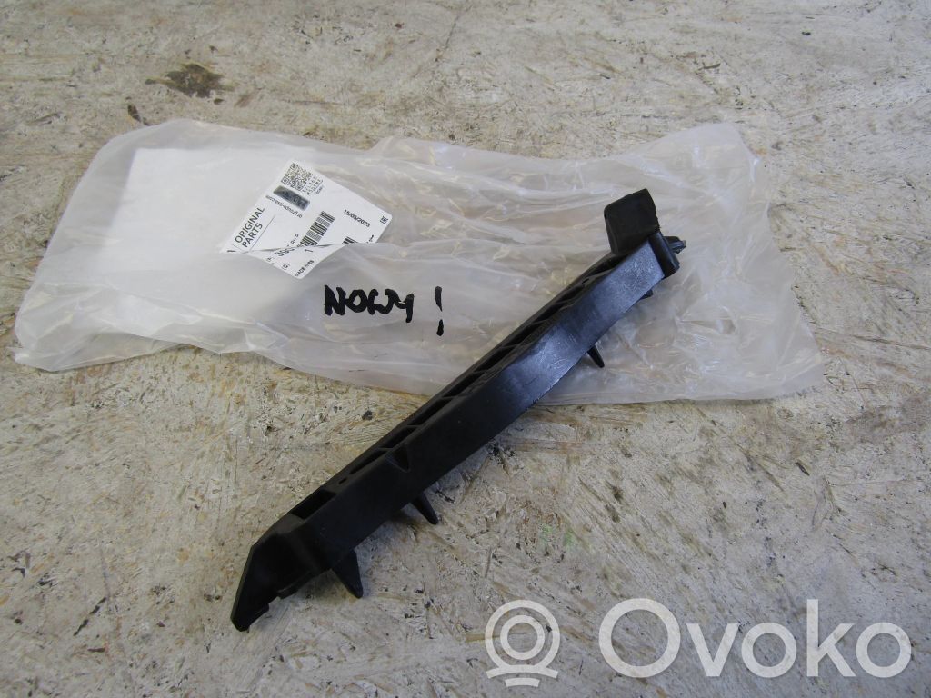Opel Corsa E Front bumper mounting bracket 