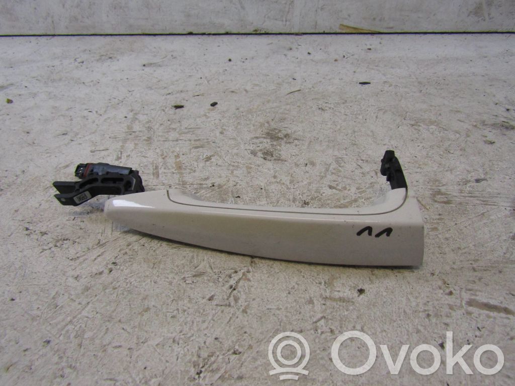 BMW 3 F30 F35 F31 Klamka zewnętrzna drzwi przednich 