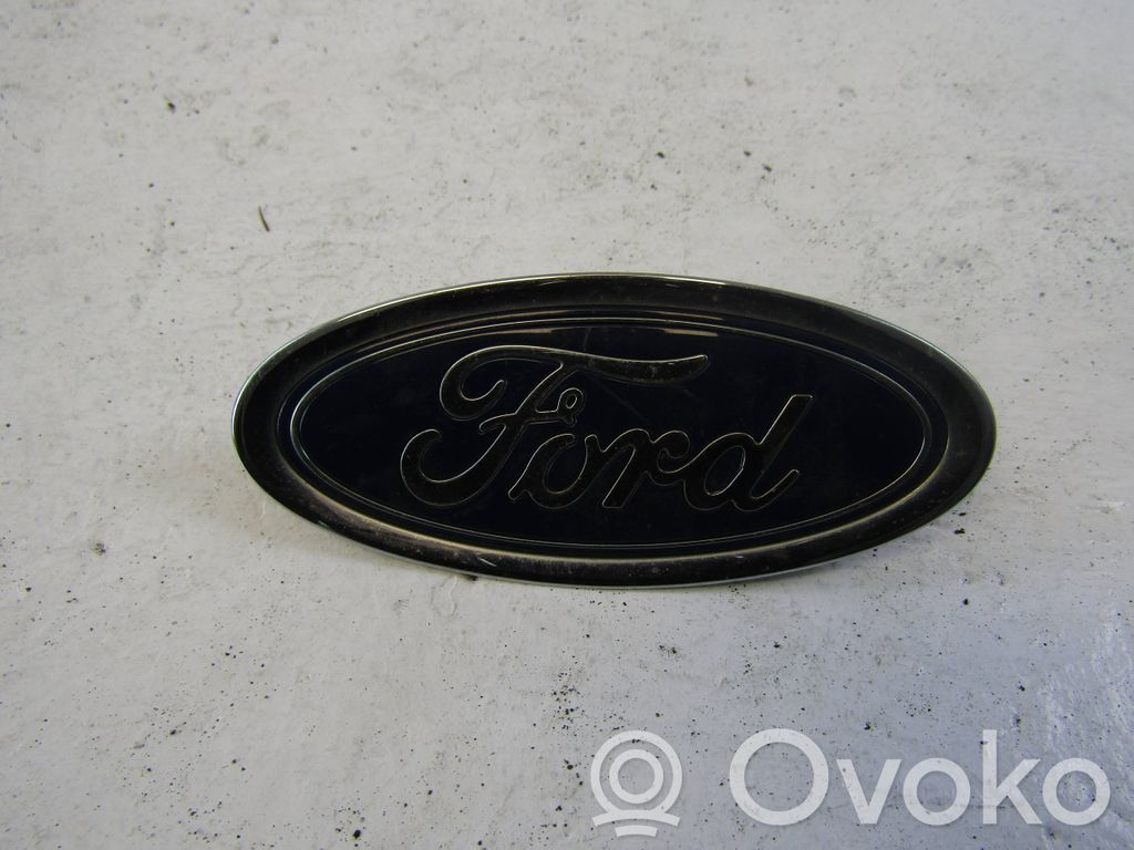 Ford Focus Ražotāja emblēma 