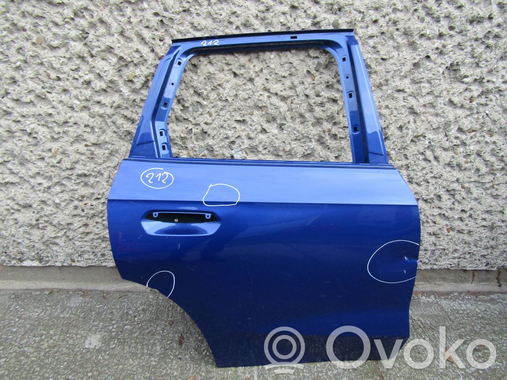 BMW X1 U11 Galinės durys 