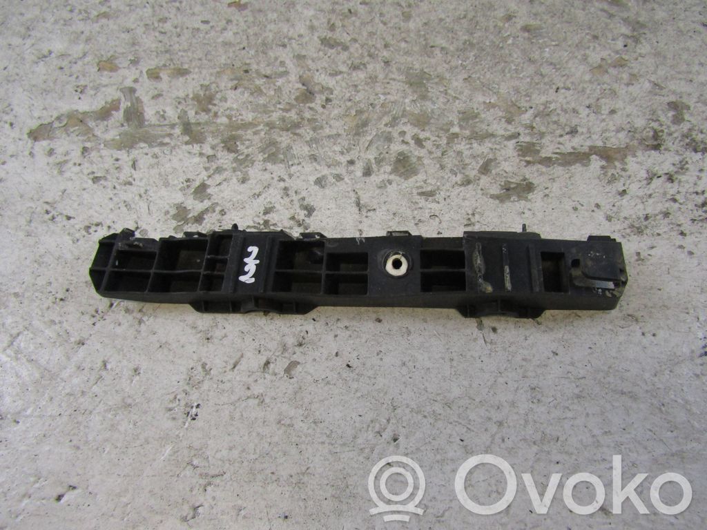 Opel Corsa E Soporte de montaje del parachoques trasero 