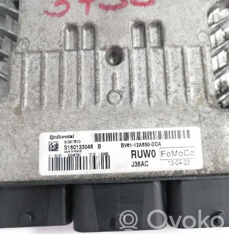 Ford Focus Variklio valdymo blokas 