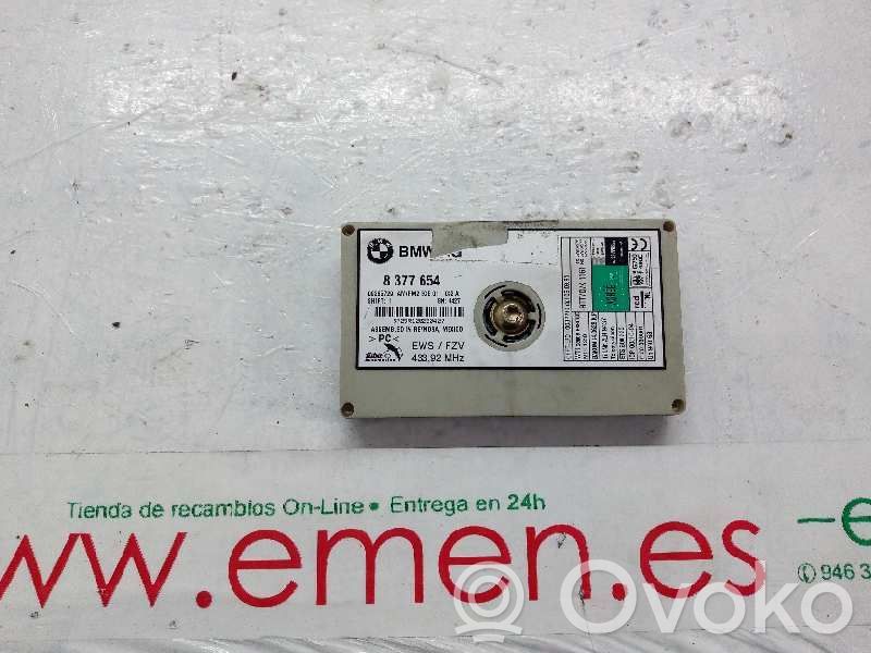 Otras unidades de control/módulos   8377654